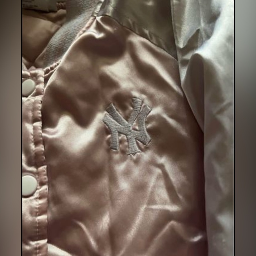 MLB New York Yankees Pink & White Satin Bomber Jacket - Size 6Youth